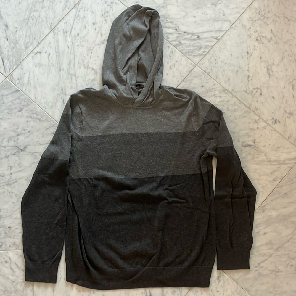 Banana Republic Men’s Large 100 cotton grey hooded sweater